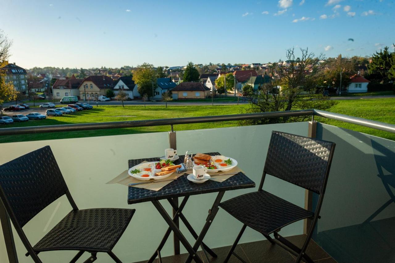 Ciao Lilla Apartman Keszthely Buitenkant foto