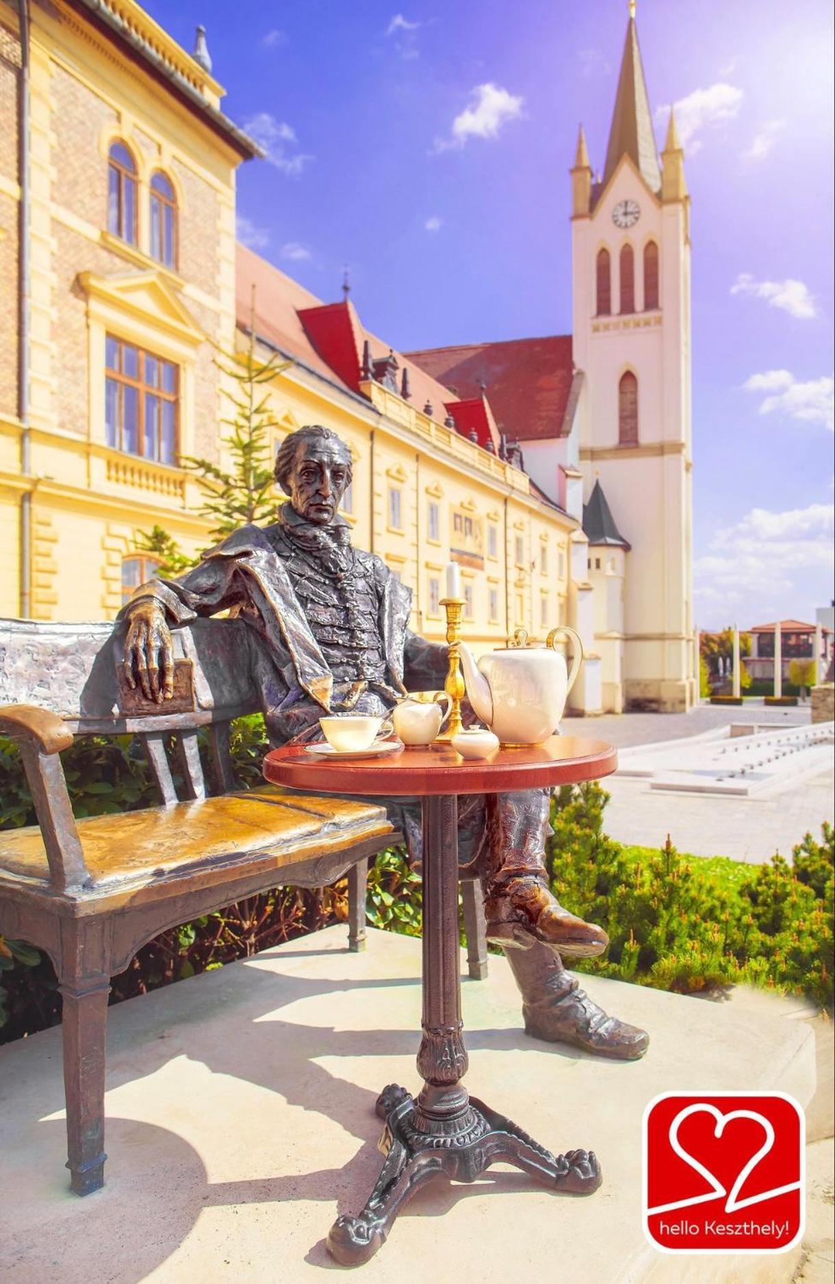 Ciao Lilla Apartman Keszthely Buitenkant foto